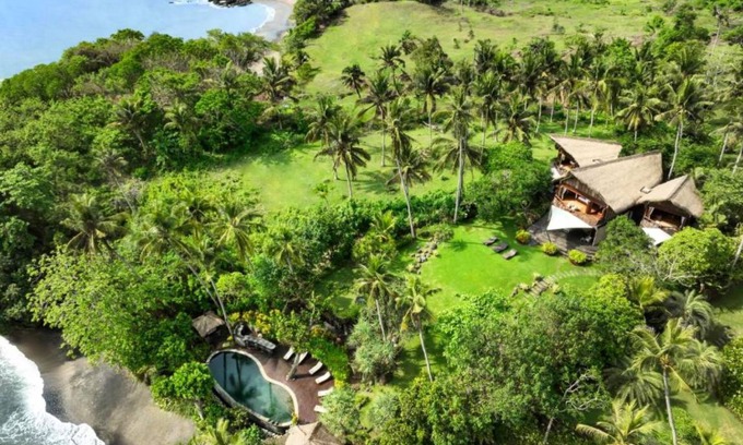 Suraberata Villa | 500 m² Villa ∙ 5 bedrooms ∙ 10 guests
