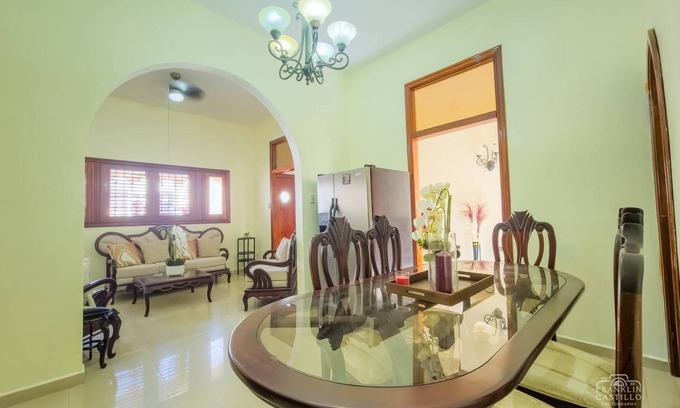 Zona Colonial House | 86 m² House ∙ 2 bedrooms ∙ 5 guests