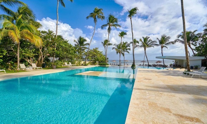 Juan Dolio - El Pueblo Apartment | Aquarella Caribbean Blue Summer Special GateAway