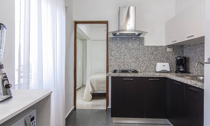 San Anton House | Beautiful 2 bedroom house directly on a park in the Colonial Zone