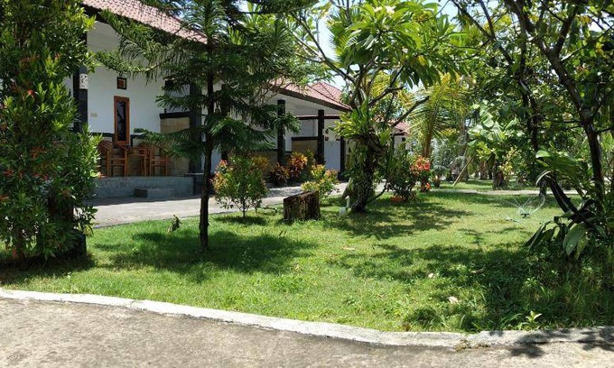 Banjartegehe Bed & Breakfast | Bed and breakfast ∙ 2 guests