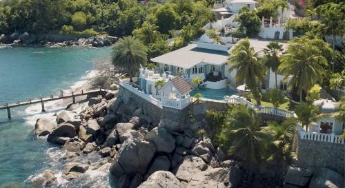 Glacis Villa | Blue Rhapsody Villa