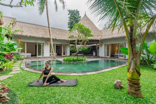 Melayang Villa | Brand new Luxury 3BR villa Ethnic Ubud # 1
