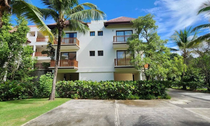 La Iglesia Condo | Deluxe Beach condo with WiFi, AC in gorgeous El Portillo, Las Terrenas