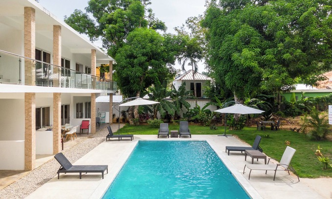 Las Terrenas Apartment | El Patio de Lucia 4 persons, Las Terrenas tropical garden, city, beach nearby
