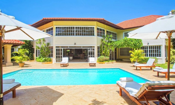 Casa de Campo Resort | Five Bedroom Classic Villa