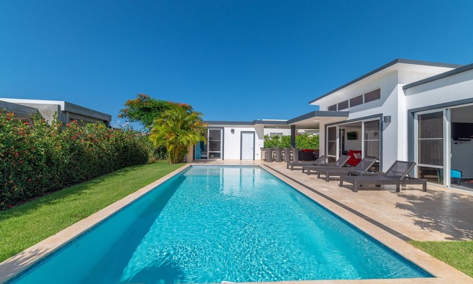 La Mulata Villa | Hear the call of the tropics!
