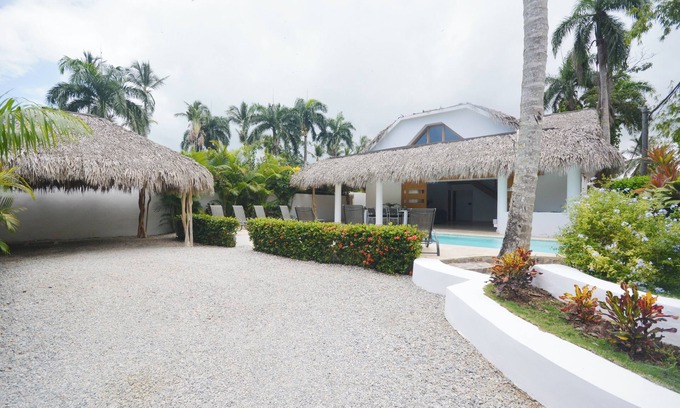 Las Terrenas Villa | House with swimming pool 300m from Las Ballenas beach