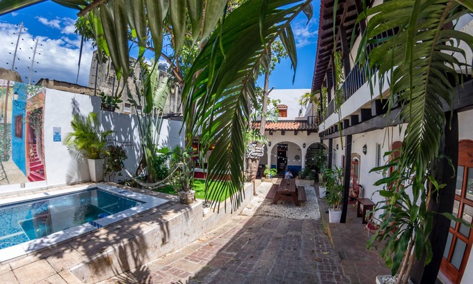 Zona Colonial Hostel | Island Life Hostel