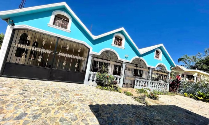 Las Galeras House | Jacaranda House in Las Galeras de Samana