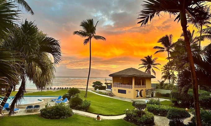 Cabarete Apartment | KiteBeach Oceanfront 2nd floor Junior Suite