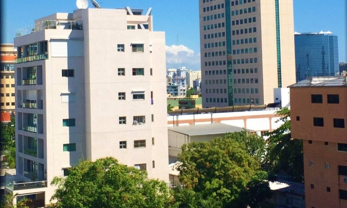 Yolanda Morales Condo | Lovely 2-Bedroom Condo in Piantini, Santo Domingo