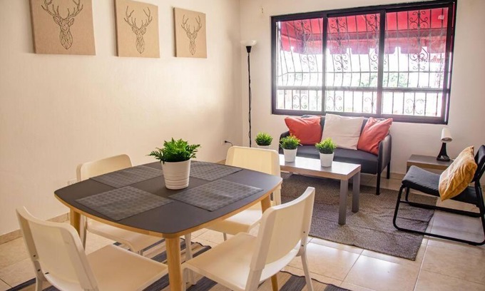 Santo Domingo Apartment | Lovely 2-bedroom rental unit with free parking