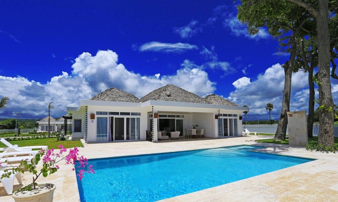Playa Chiquita Villa | Luxury Oceanfront 3-bedroom Villa #4