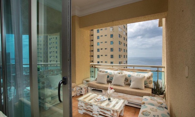 San Geronimo Apartment | Malecon Center Ocean View Apartment