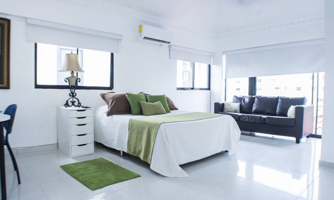 Ciudad Universitaria Hotel | Malecon Rooms & Hotel