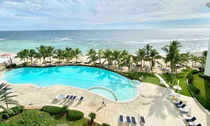 Gascue Apartment | @Marbella Chic 2BR Apt. 5th floor Beach-Front