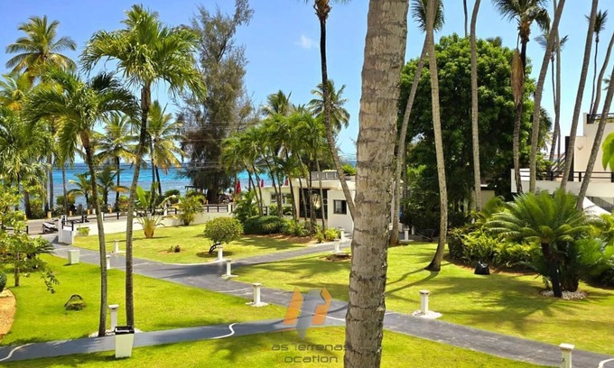 La Iglesia Apartment | Modern apartment with terrace sea view - 2BR AC - 20M Beach - Pools - Wifi