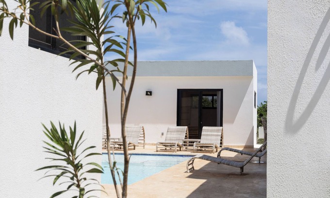 Cabarete Villa | New Charming 3-bedroom villa with AC, WiFi in amazing Sosúa