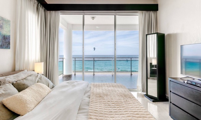 Cabarete Condo | Oceanfront 2BR Condo | Pool, Hot Tub | TOP Floor 408