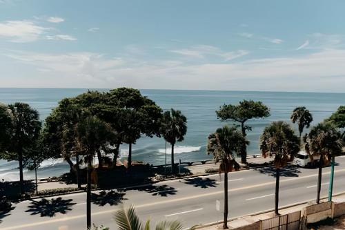 San Geronimo Apartment | Oceanfront 3 Bedroom With Jacuzzi and Pool