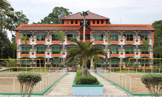 Hato Mayor del Rey Hotel | Rancho Turístico Doña Callita