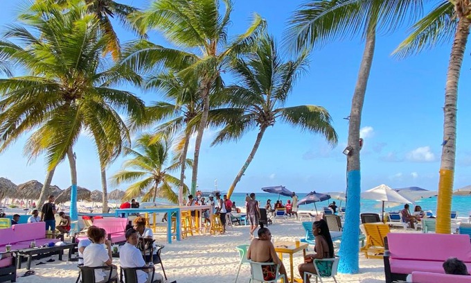 Bavaro Apartment | SOL CARIBE STUDIOS with TROPICAL POOL playa LOS CORALES