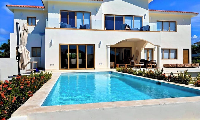 Playa Chiquita Villa | SOS 5.5BR Coastal Luxe Retreat + Free Bonus