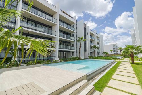 Los Melones Apartment | Spacious 3BD Penthouse Private Rooftop Sea Breeze