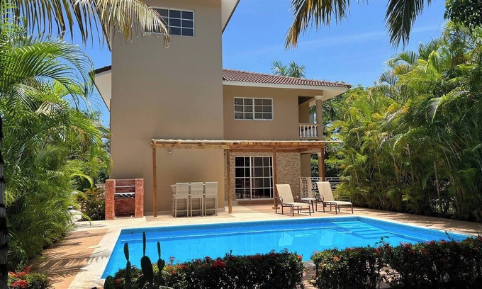 Urbanizacion Tavarez Villa | Spend some time in the Caribbean! 5BD/5BT guest-friendly pool villa near beach