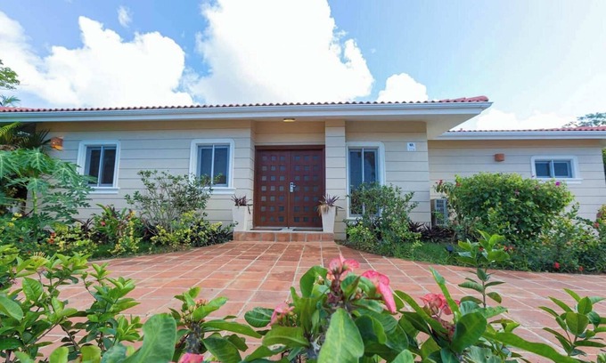 La Mulata Villa | Spend the winter in a warm villa with private pool under the Caribbean sun