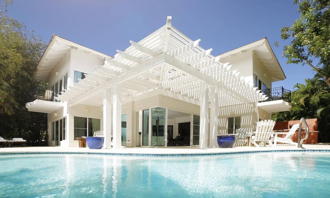 Punta Cana Villa | TROPICAL BEACH & GOLF VILLA - PRIVATE POOL-STEPS TO BEACH