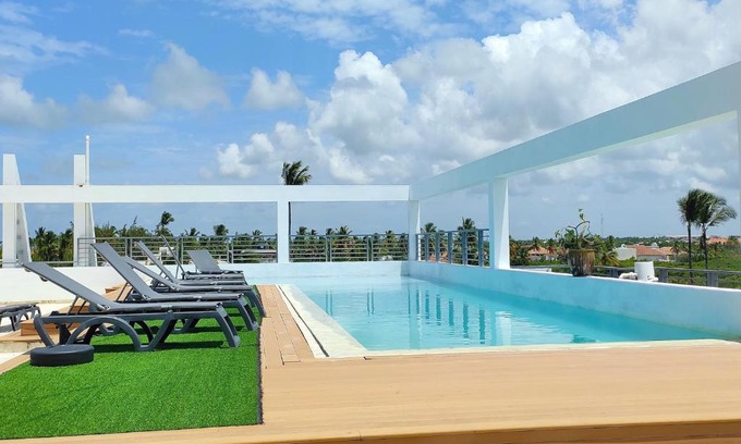 Bavaro Apartment | TROPICAL SUITES with ROOFTOP POOL, BEACH CLUB, SPA, RESTAURANTS