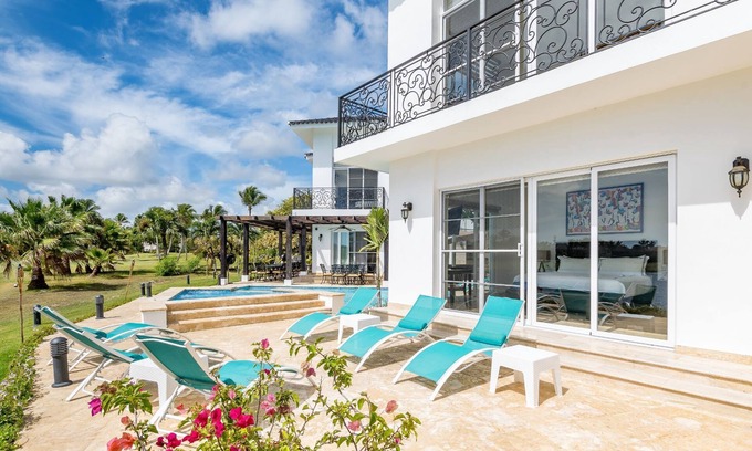 Bavaro Villa | Villa Paraiso by Fantasia Villas