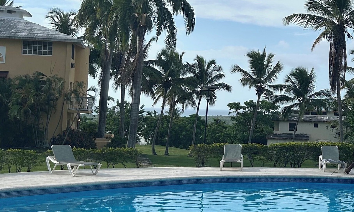 Montellano House | The Stars Oasis - Serene 3 Bedroom Home w/ Jacuzzi