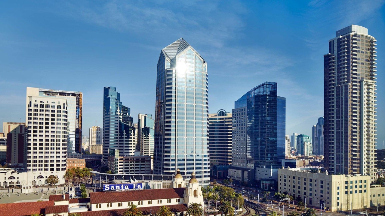Photo of Buildings in Ciudad Nueva