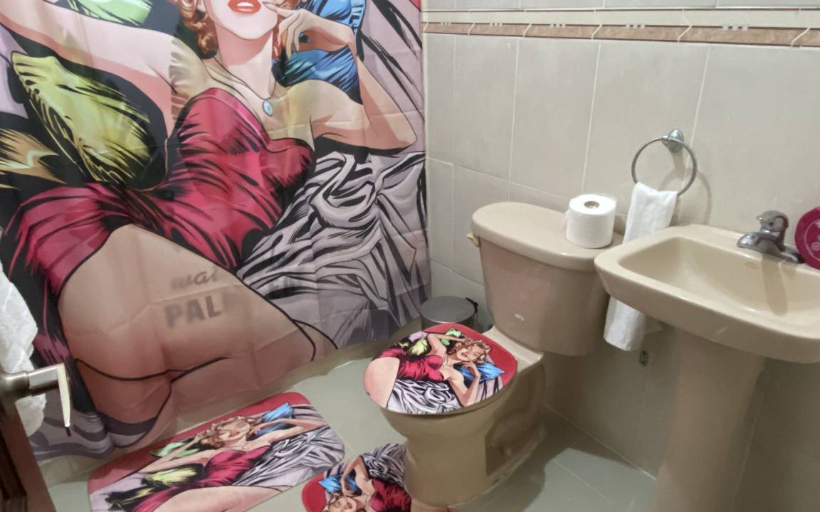 Photo of Bathroom in Guaricano