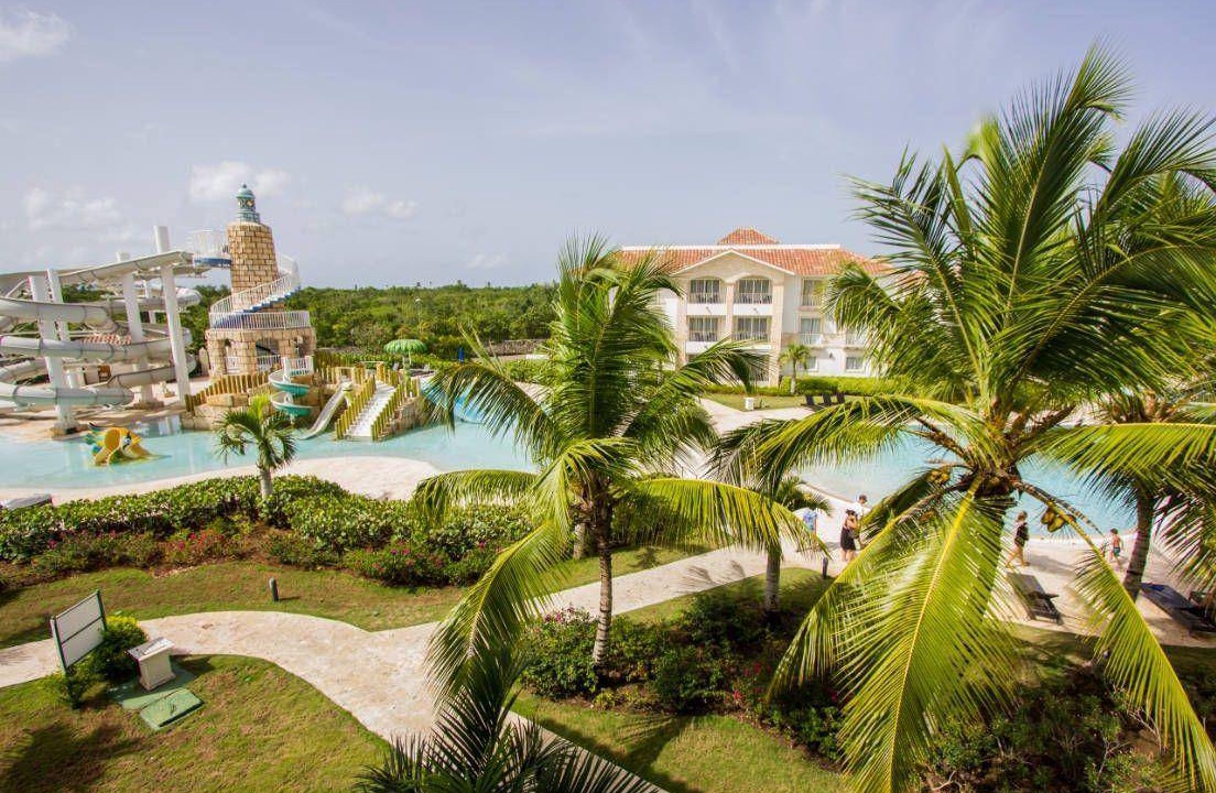 Photo of Others in Dominicus