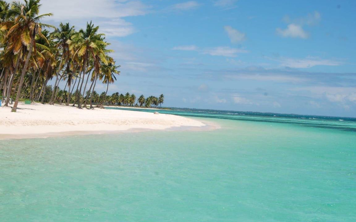 Photo of Others in Dominicus