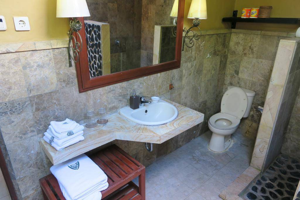 Photo of Bathroom in Lodtunduh