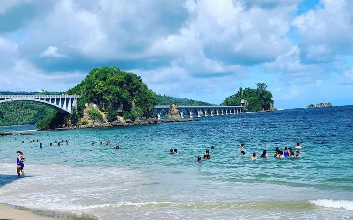 Photo of Others in Samana