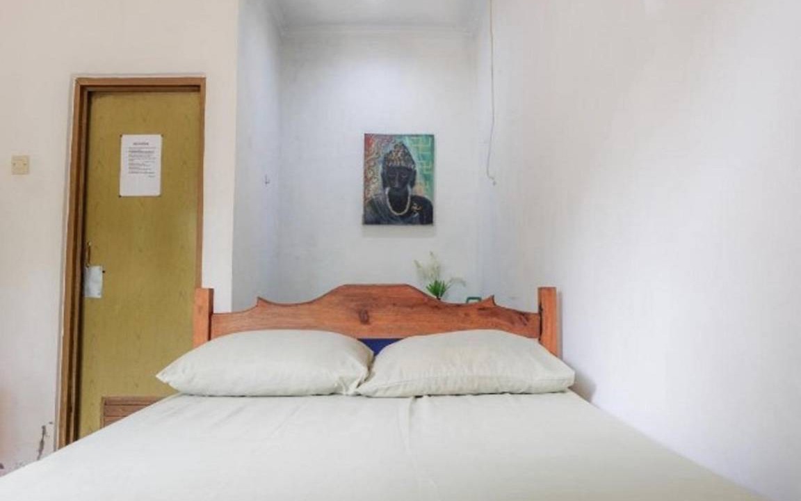 Photo of Bedroom in Delod Peken