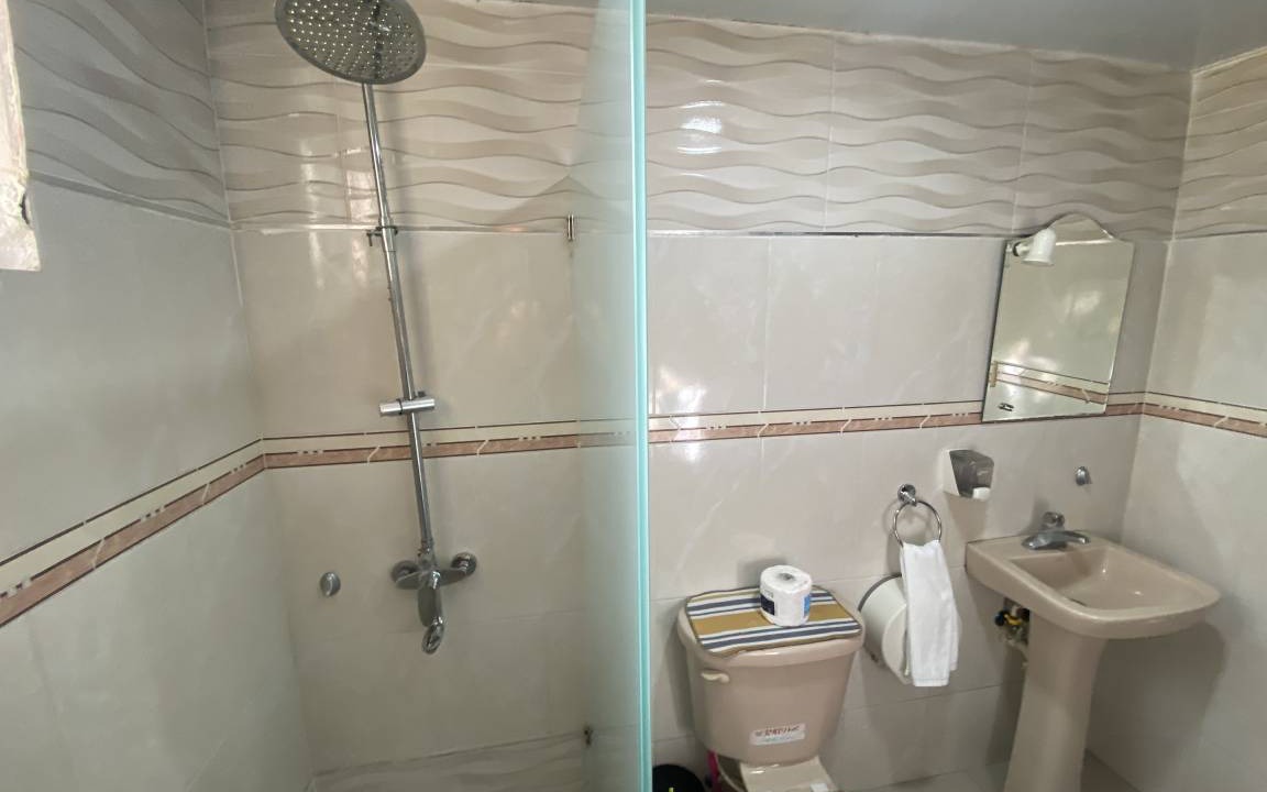 Photo of Bathroom in Guaricano