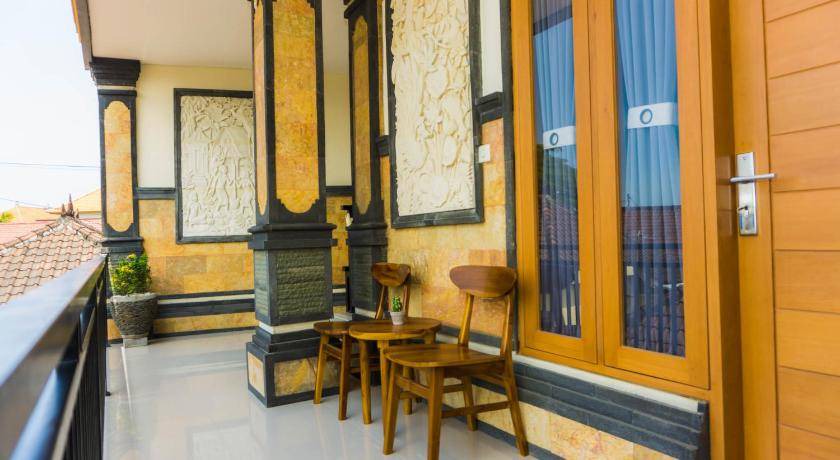 Photo of Patio Balcony in Padangsambian Klod
