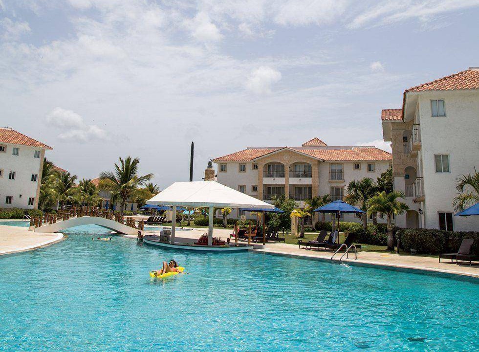 Photo of Others in Dominicus