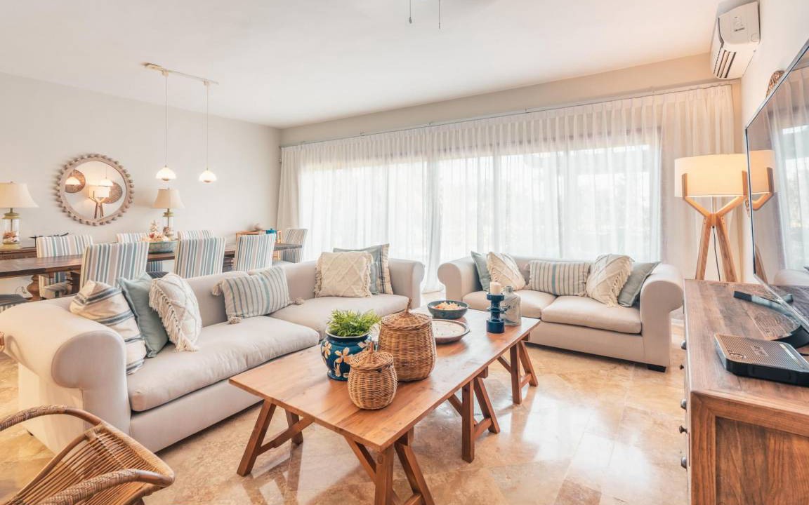Photo of Livingroom in Puerto Bahia