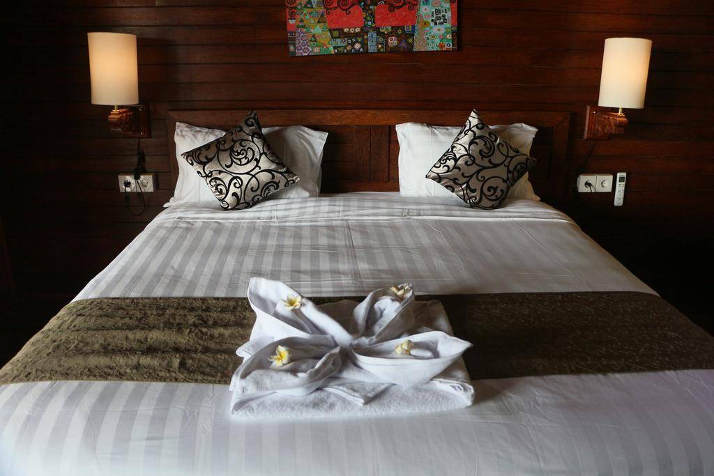 Photo of Bedroom in Mushroom Bay