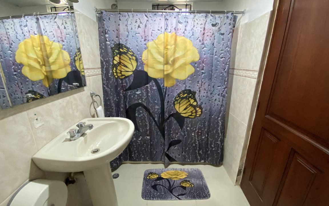 Photo of Bathroom in Guaricano