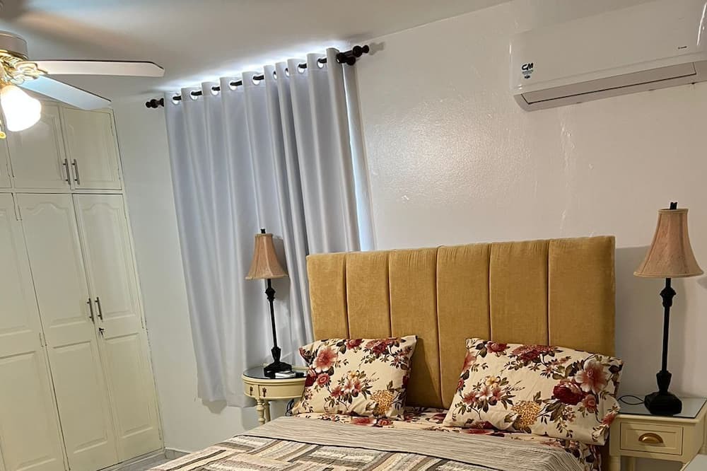 Photo of Bedroom in Moca