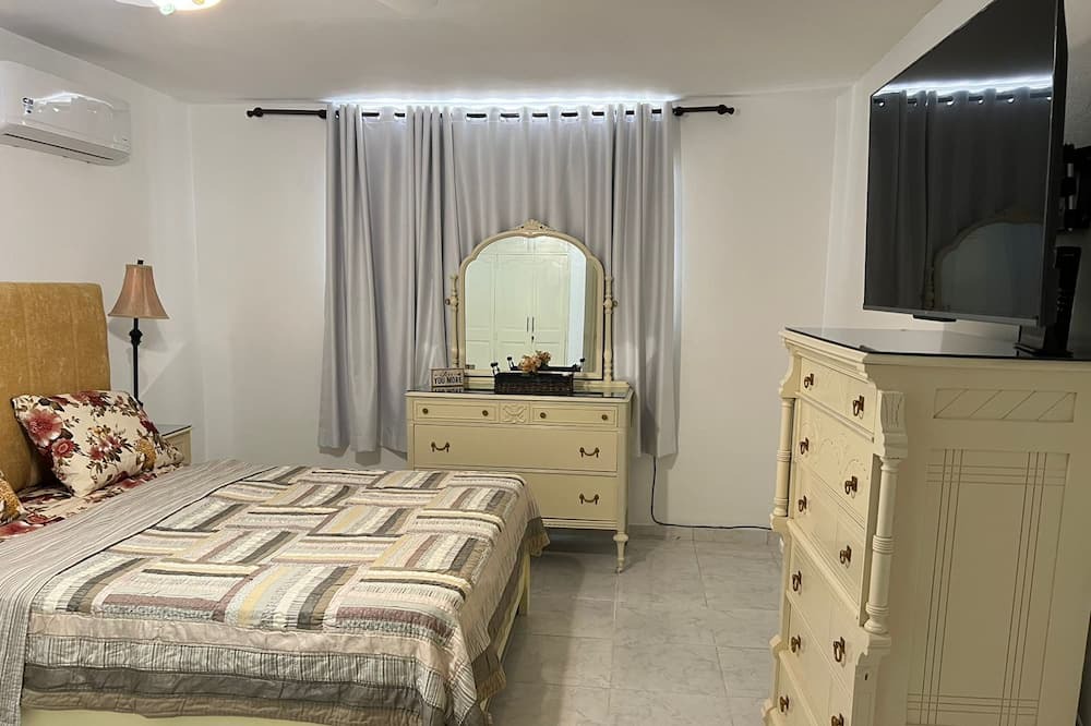 Photo of Bedroom in Moca